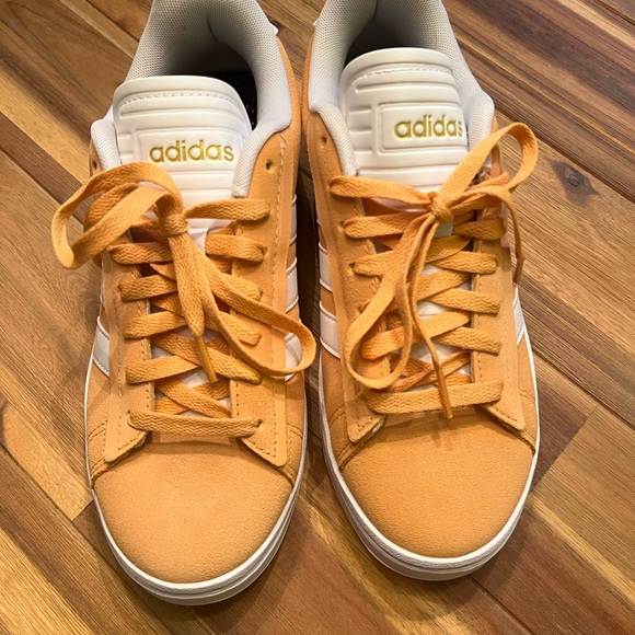 Adidas cloudform size 8 - brand new - Picture 6 of 6